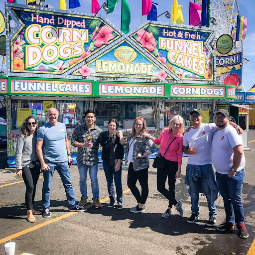 ROI Online employees at state fair