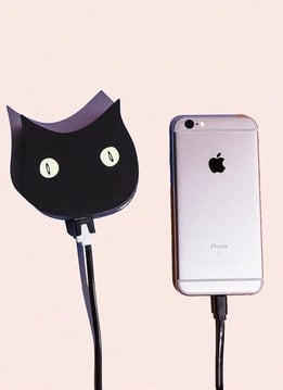 valfre-tech-portable-chargers-bruno-4-829x1140_grande.jpg